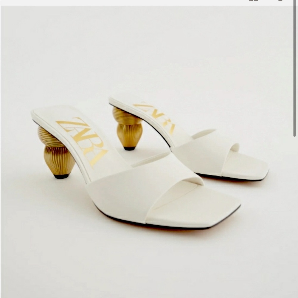 NEW 🤍 ZARA - Sandals w Gold Sculpture Heel - 7.5/38